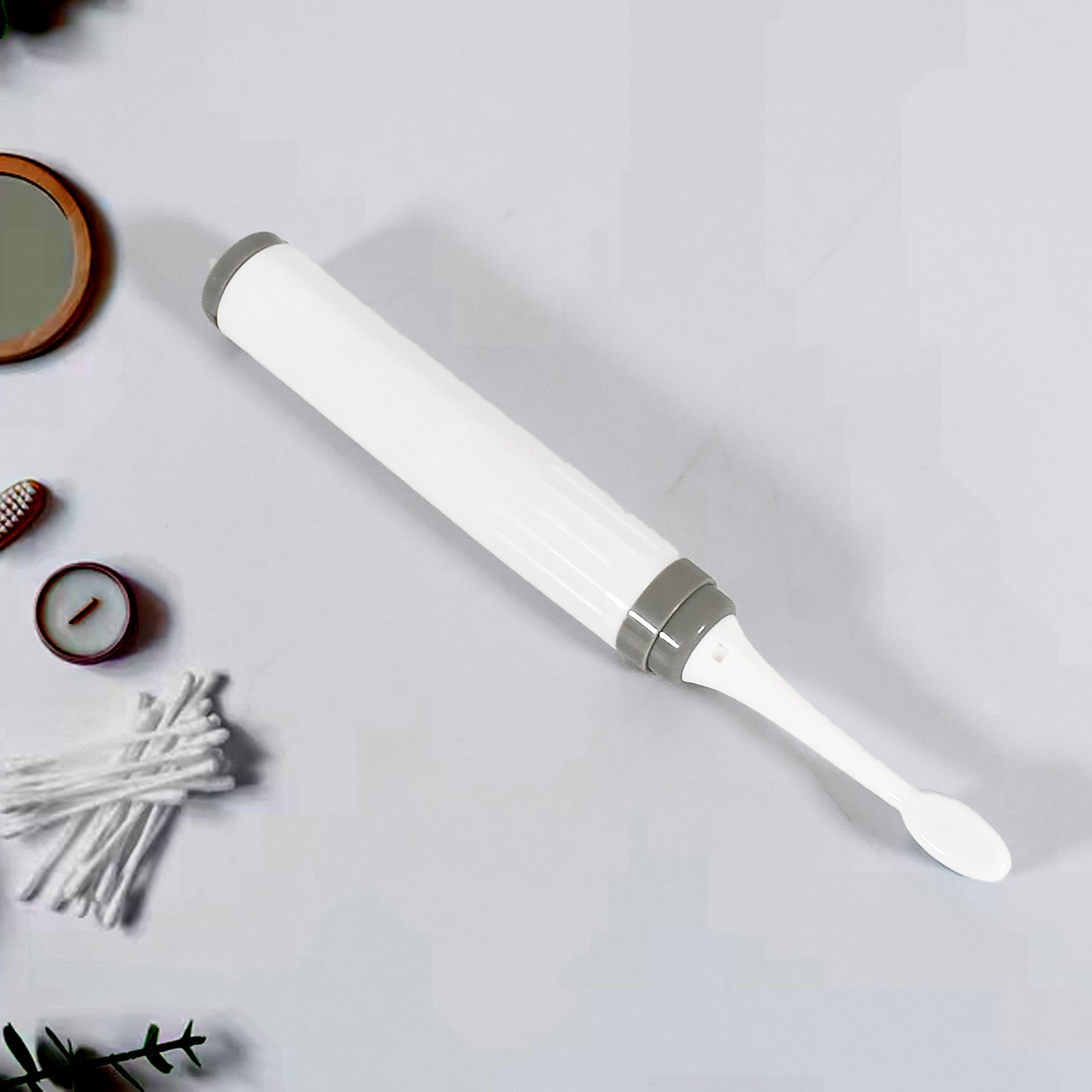 Adult Waterproof Electric Toothbrush Strong Sonic Charging with 4 Toothbrush Head and a toothbrush holder Adult Waterproof Electric Toothbrush Strong Sonic Charging with 4 Toothbrush Head and a toothbrush holder